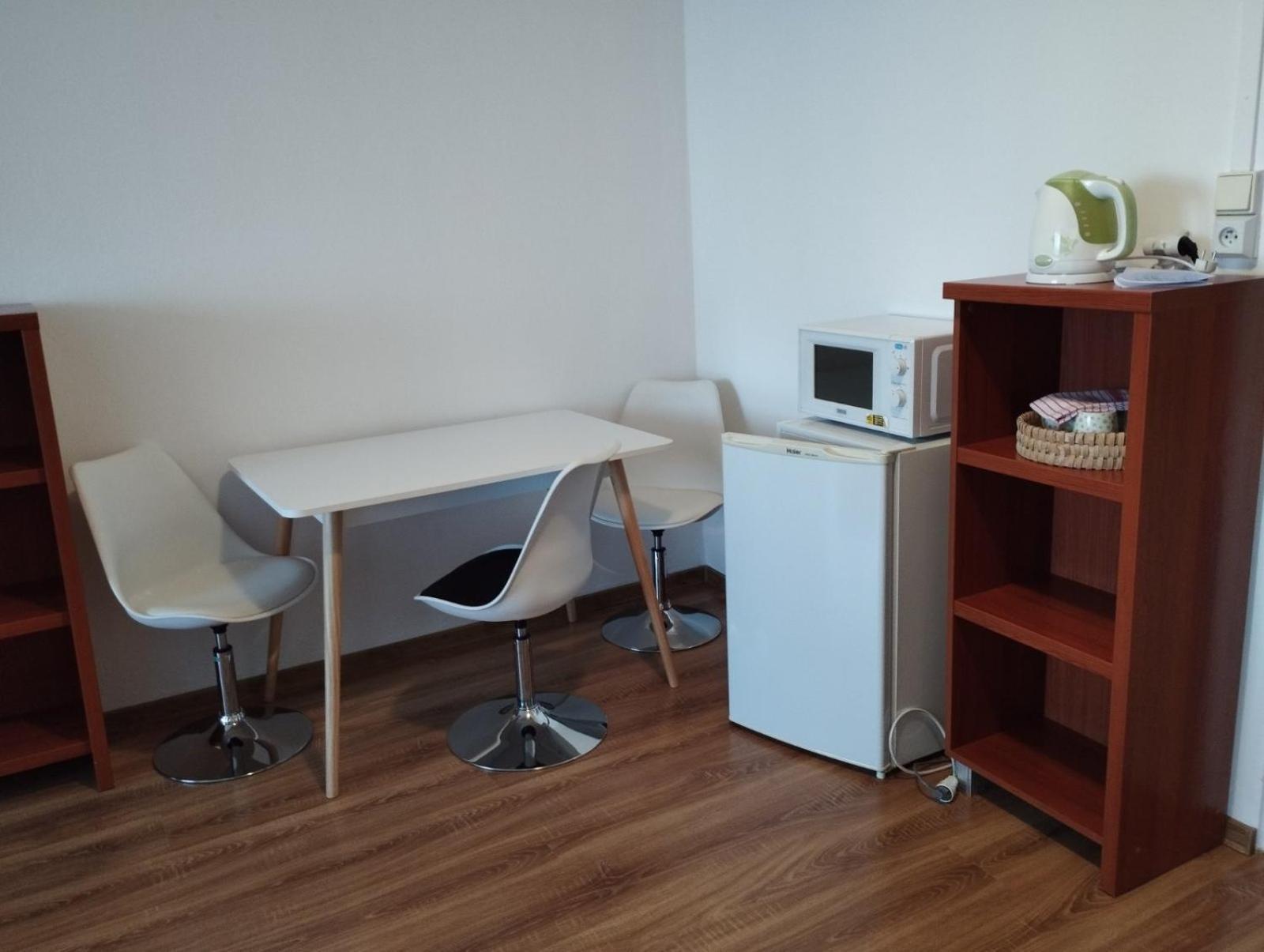 Skolsky Internat Medicka 2 Hotel Kosice Ngoại thất bức ảnh
