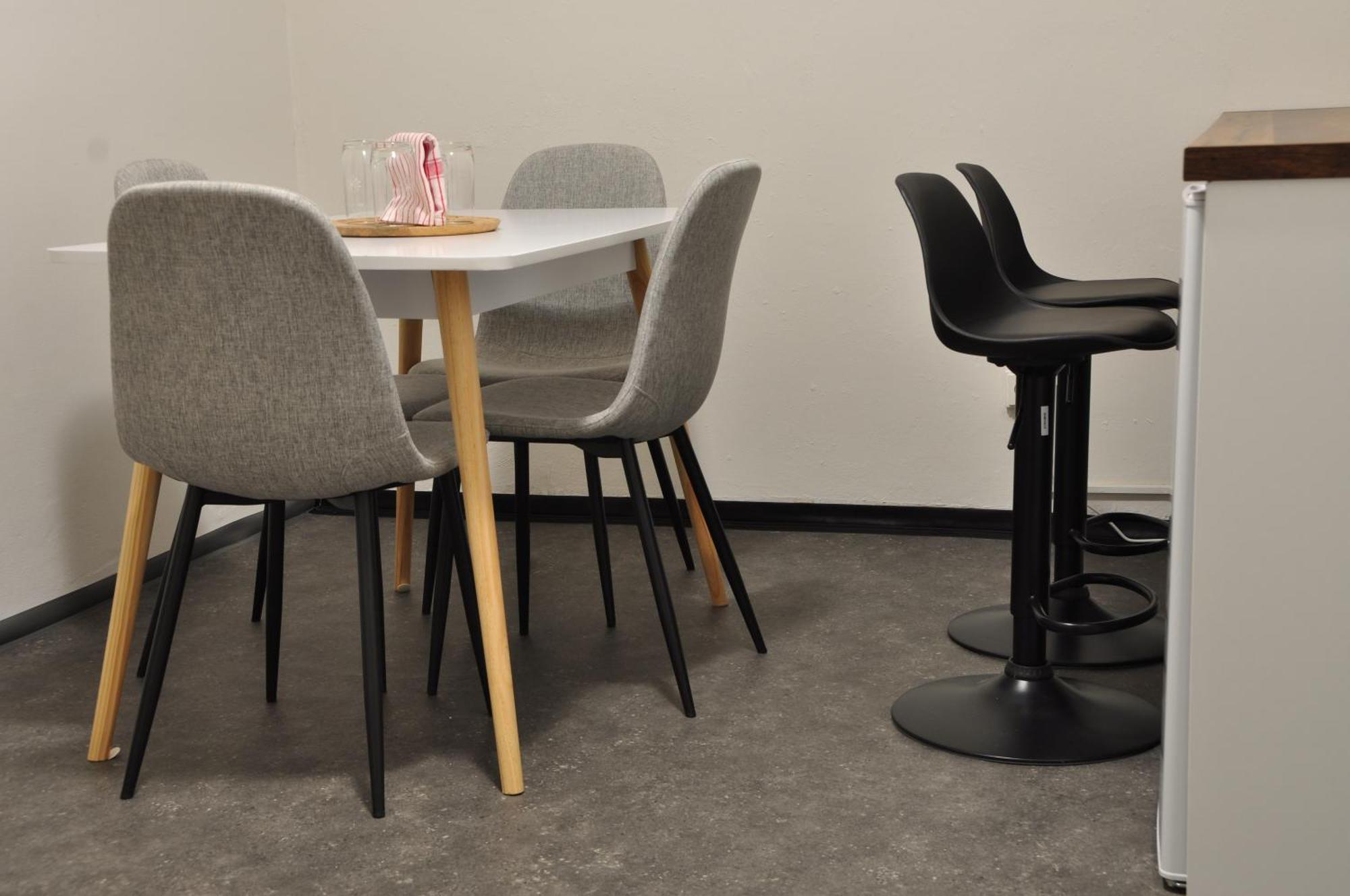 Skolsky Internat Medicka 2 Hotel Kosice Ngoại thất bức ảnh